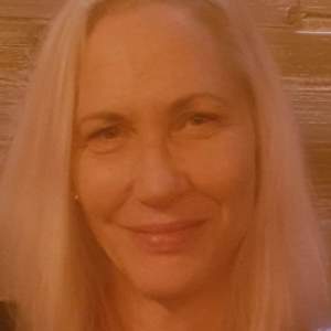 Profilbild på Carina Lewenhagen