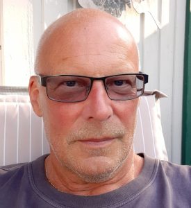 Profilbild på Dennis Cedervall
