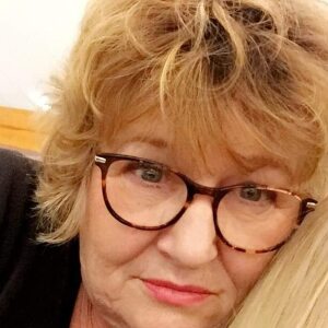 Profilbild på Mona-Lill Hällström