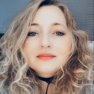 Profilbild på Nina Persson