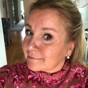 Profilbild på Päivi Huhmarniemi