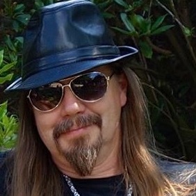 Profilbild på Peter Hammarström