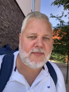 Profilbild på Tobias Douhan