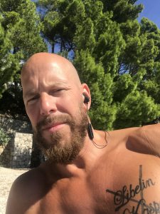 Profilbild på Tomas Bäckström