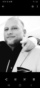 Profilbild på Zoltan Karika